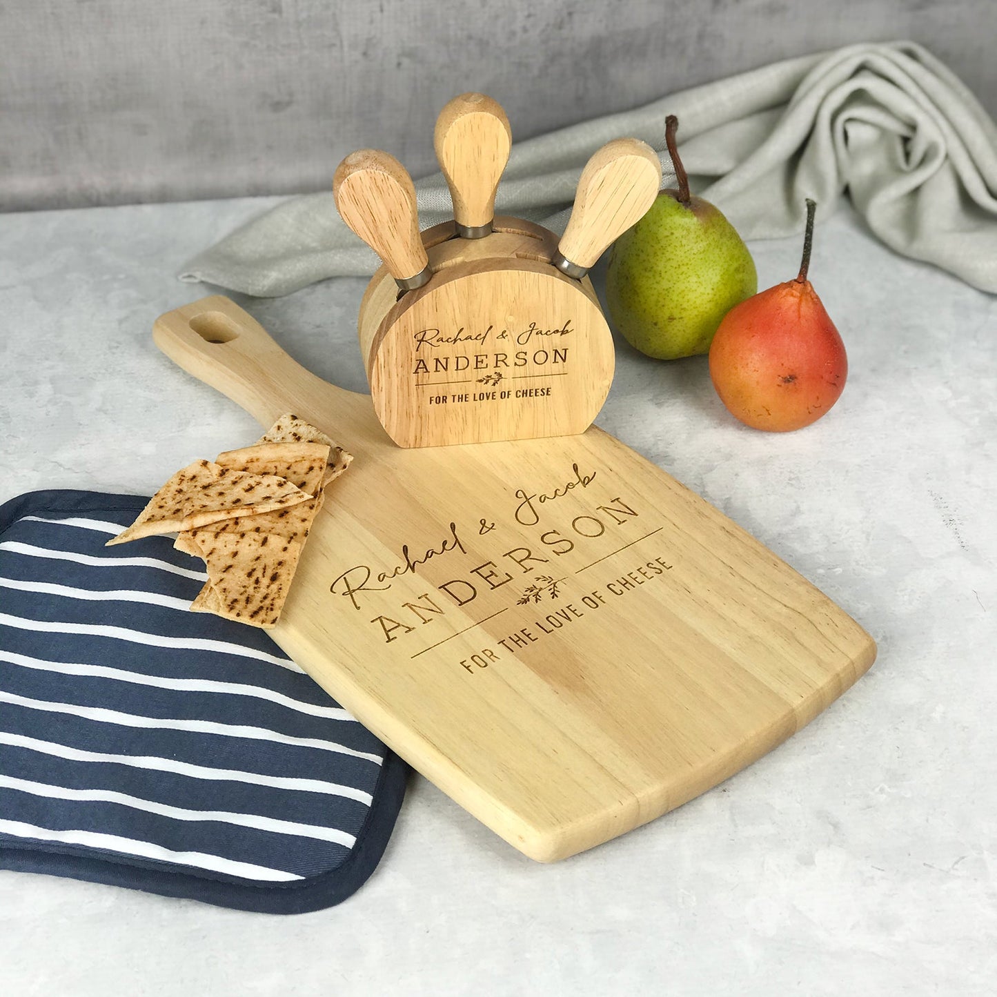 Personalised Cheese Lovers Set with Cheese Knives and Boarrd